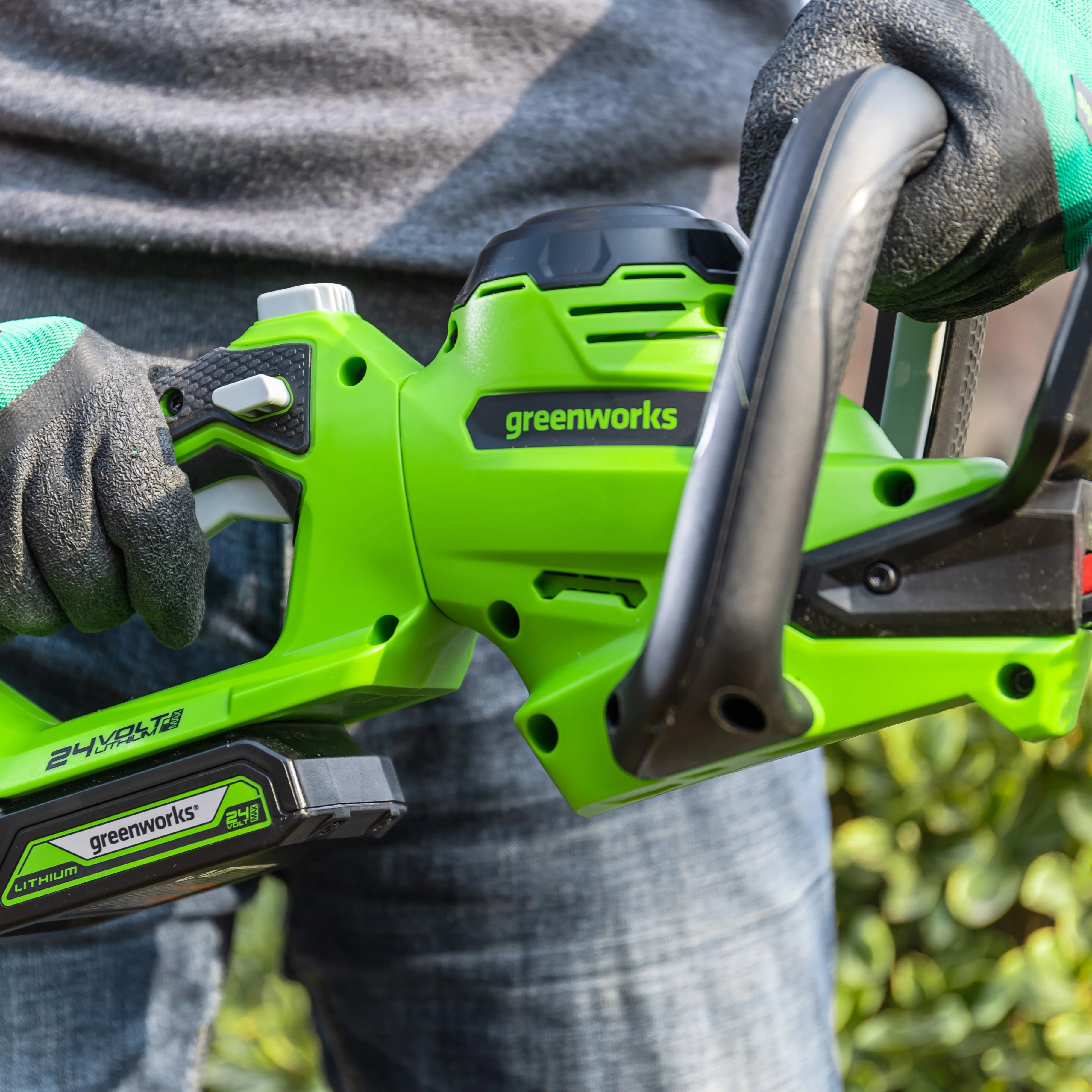 POWERALL 24V Hedge Trimmer 61cm - 2Ah Battery - Image 8